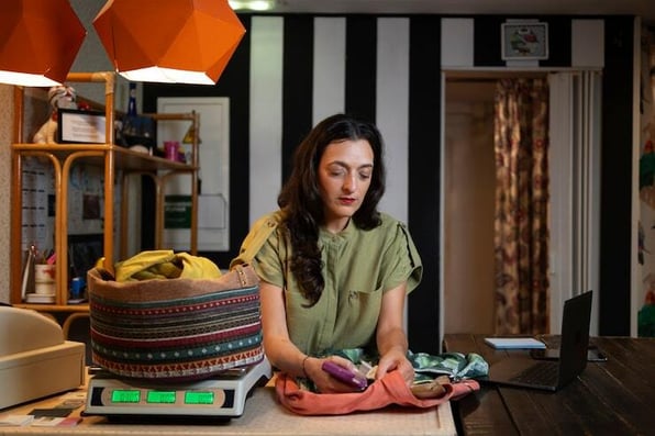 All-in-One Visual Tools Cut Costs for Textile eCommerce Brands